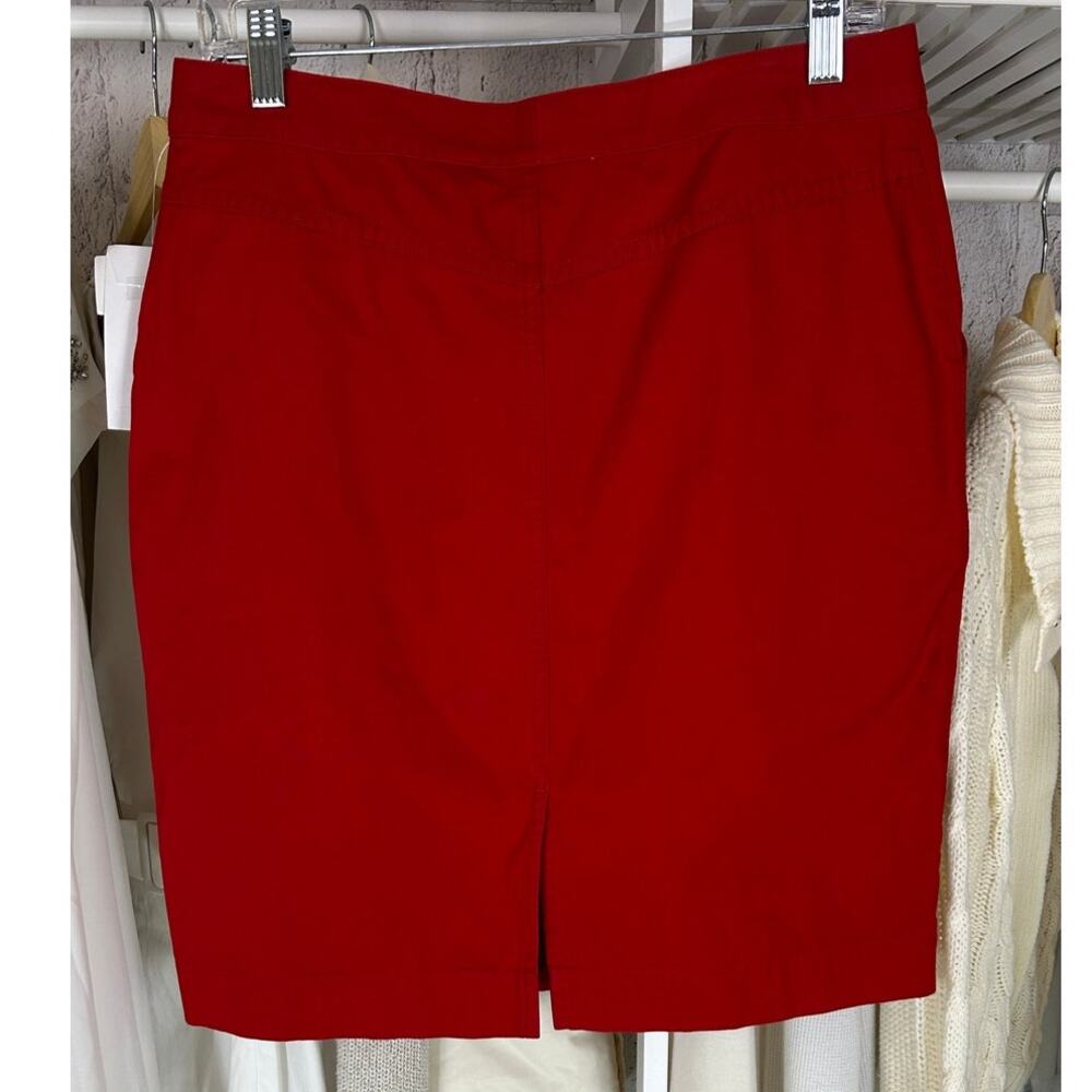 Liz Claiborne Women's Size 6 Red Knee Length Button Pocket Skirt #0385 - Picture 2 of 11